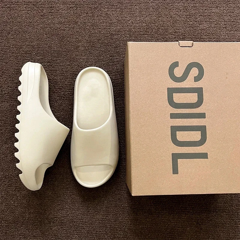 Mens Fashion Summer 2025 - 2025 뜨거운 판매 코코넛 슬리퍼 구름