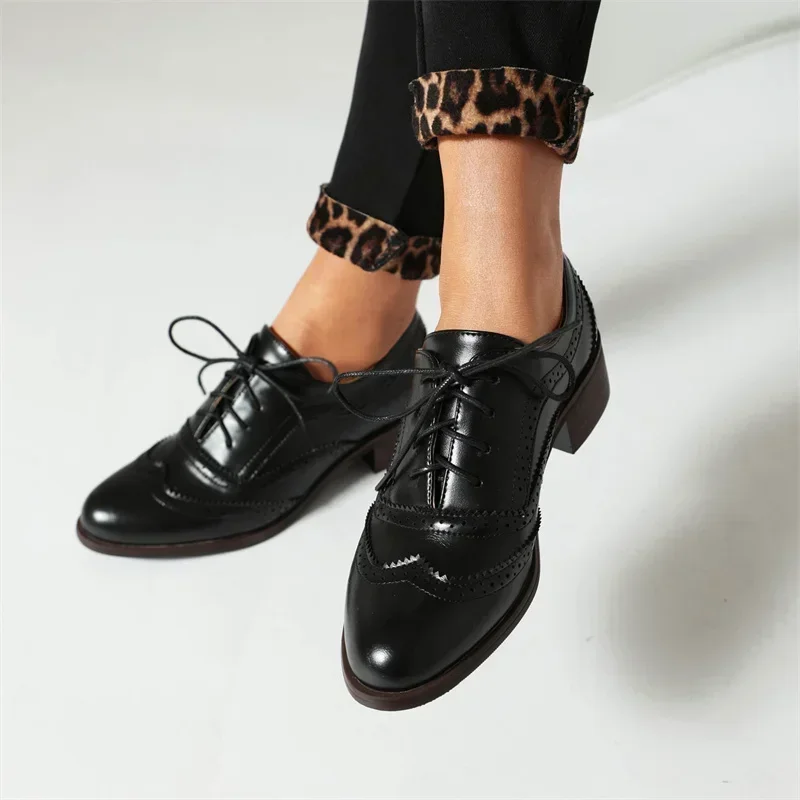 영국 플랫 여성 옥스퍼드 미드 스퀘어 힐 화이트 브라운 - Oxford Shoes Brogue 리뷰 및 가격