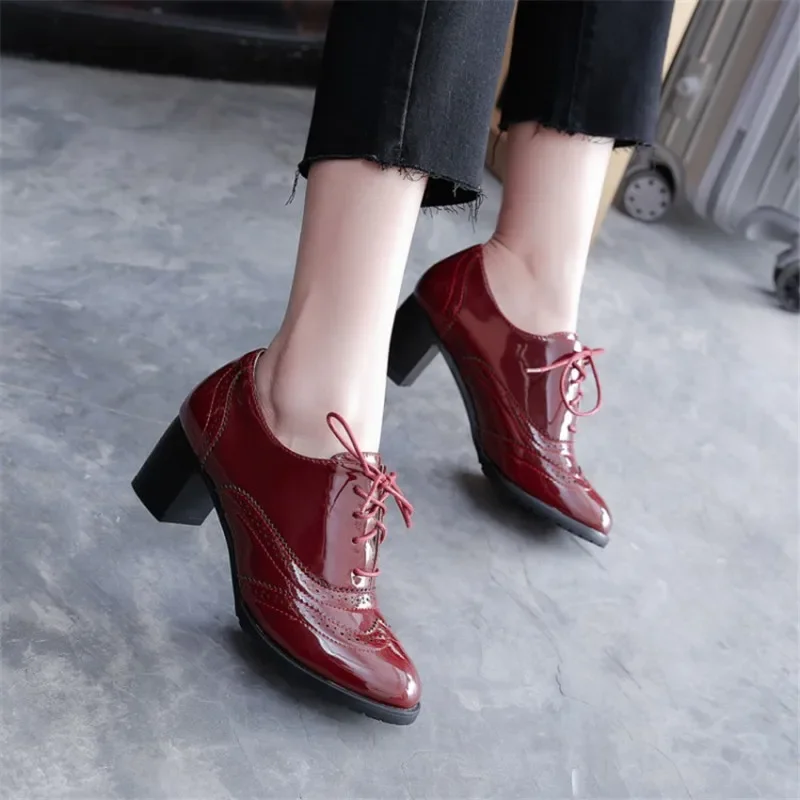 영국 여성 옥스포드 블루 레드 블랙 특허 가죽 하이블록 - Oxford Shoes Brogue 리뷰 및 가격